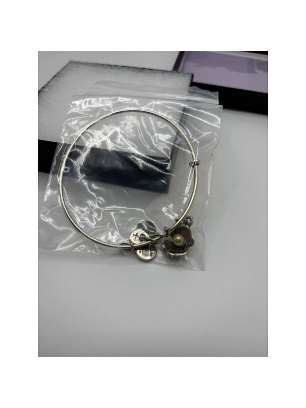 Alex and Ani Silver Bangle Bracelet Oyster Pearl Charm - Picture 2 of 5